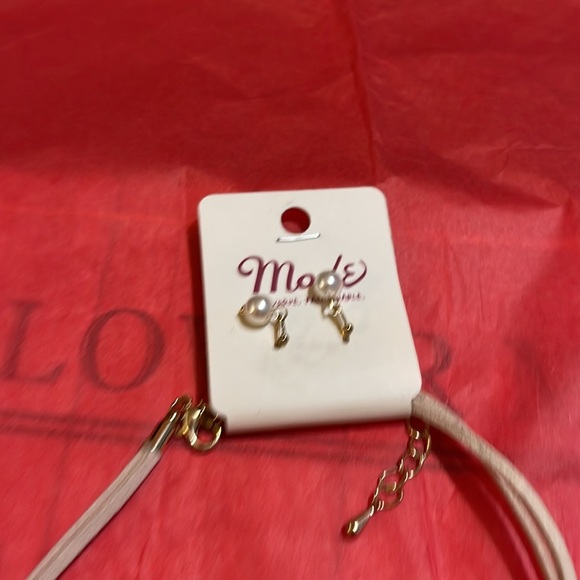 Necklace Set - Picture 5 of 6